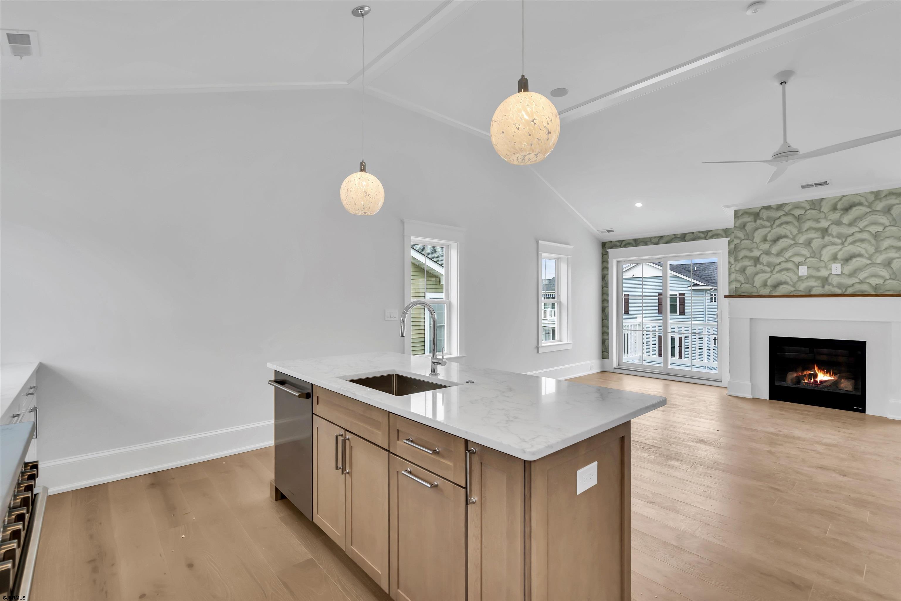 5131 West Avenue Unit: 2