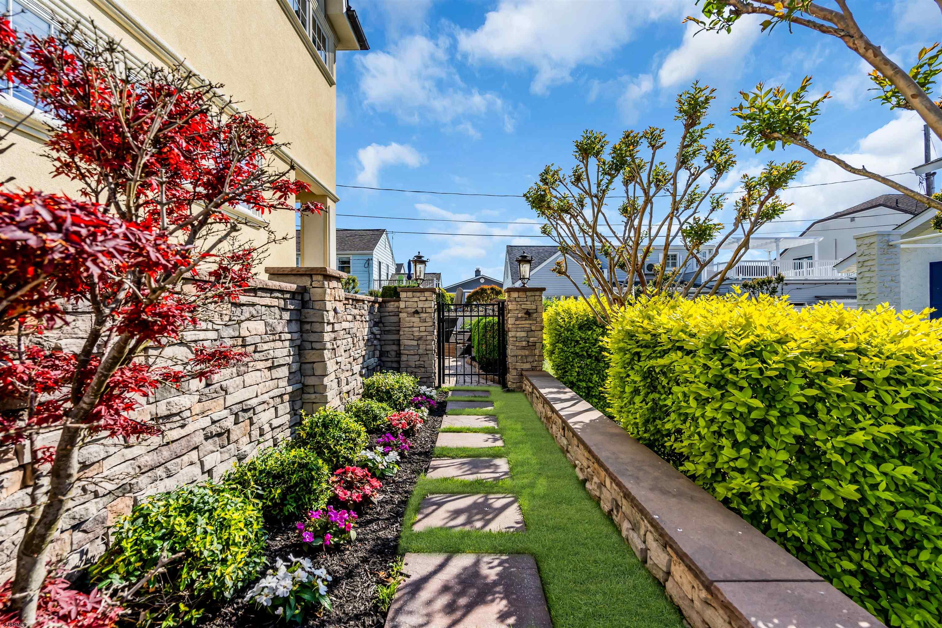 10 W Newcastle Road