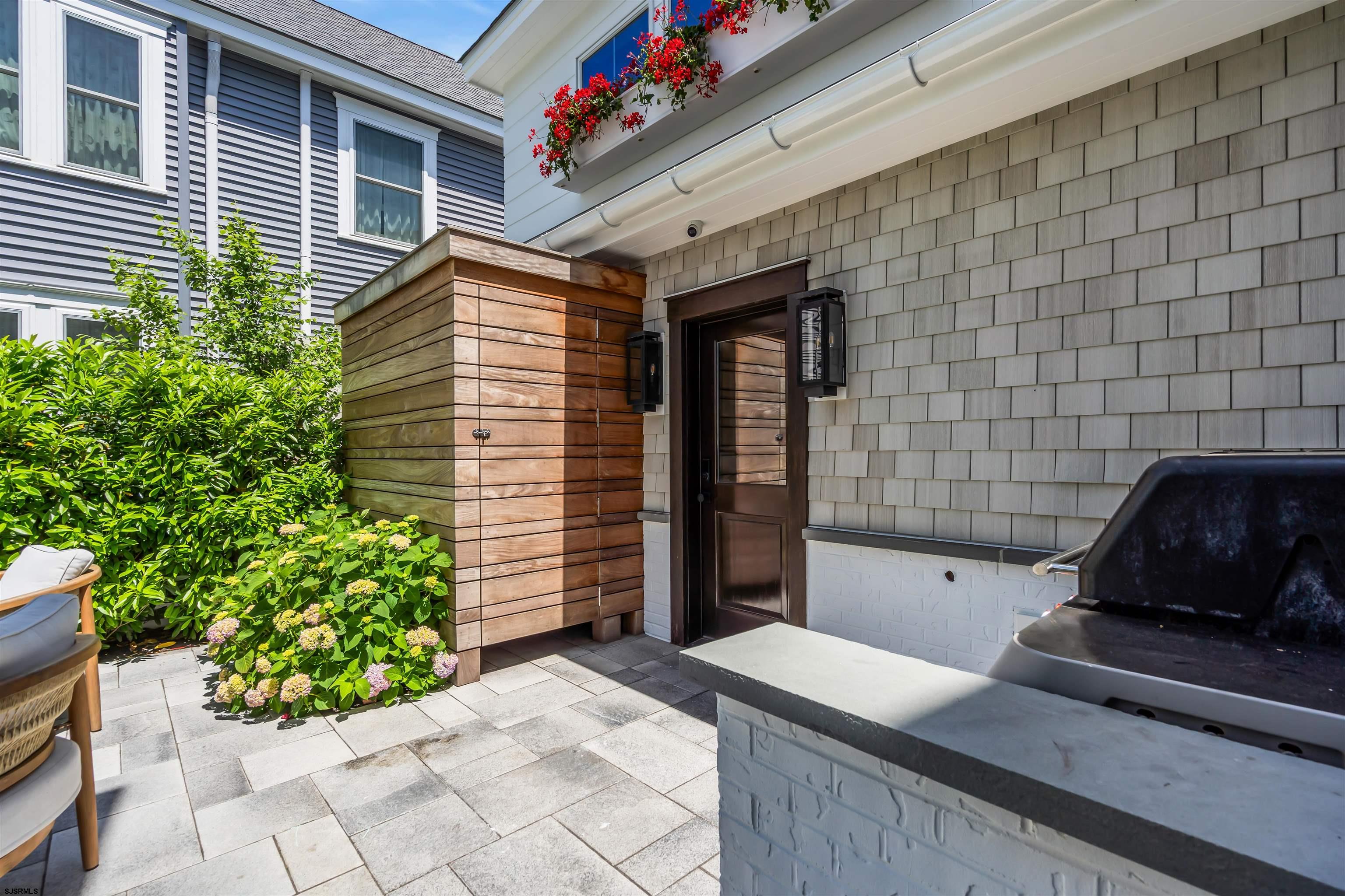 2 Morningside Road