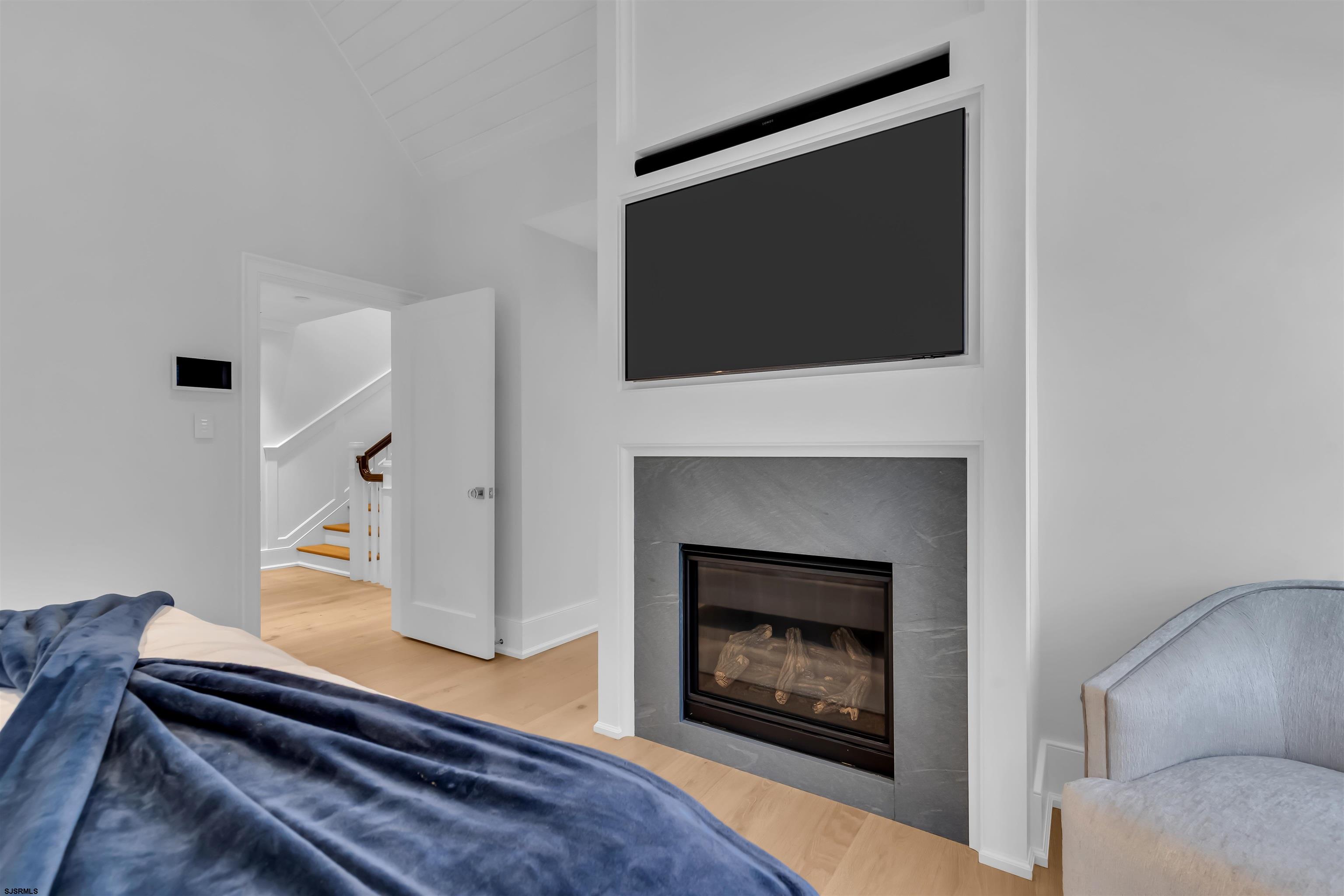 2 Morningside Road