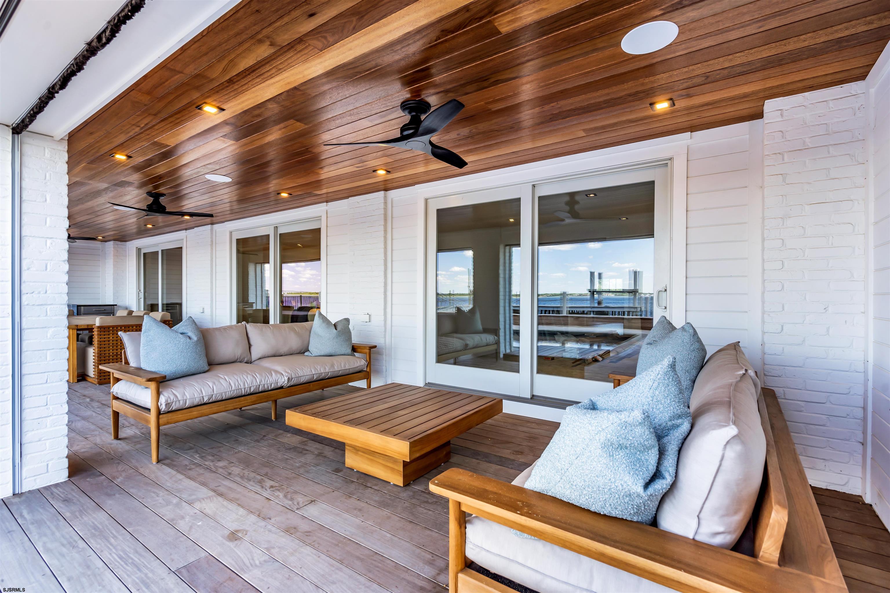 80 Bay Road