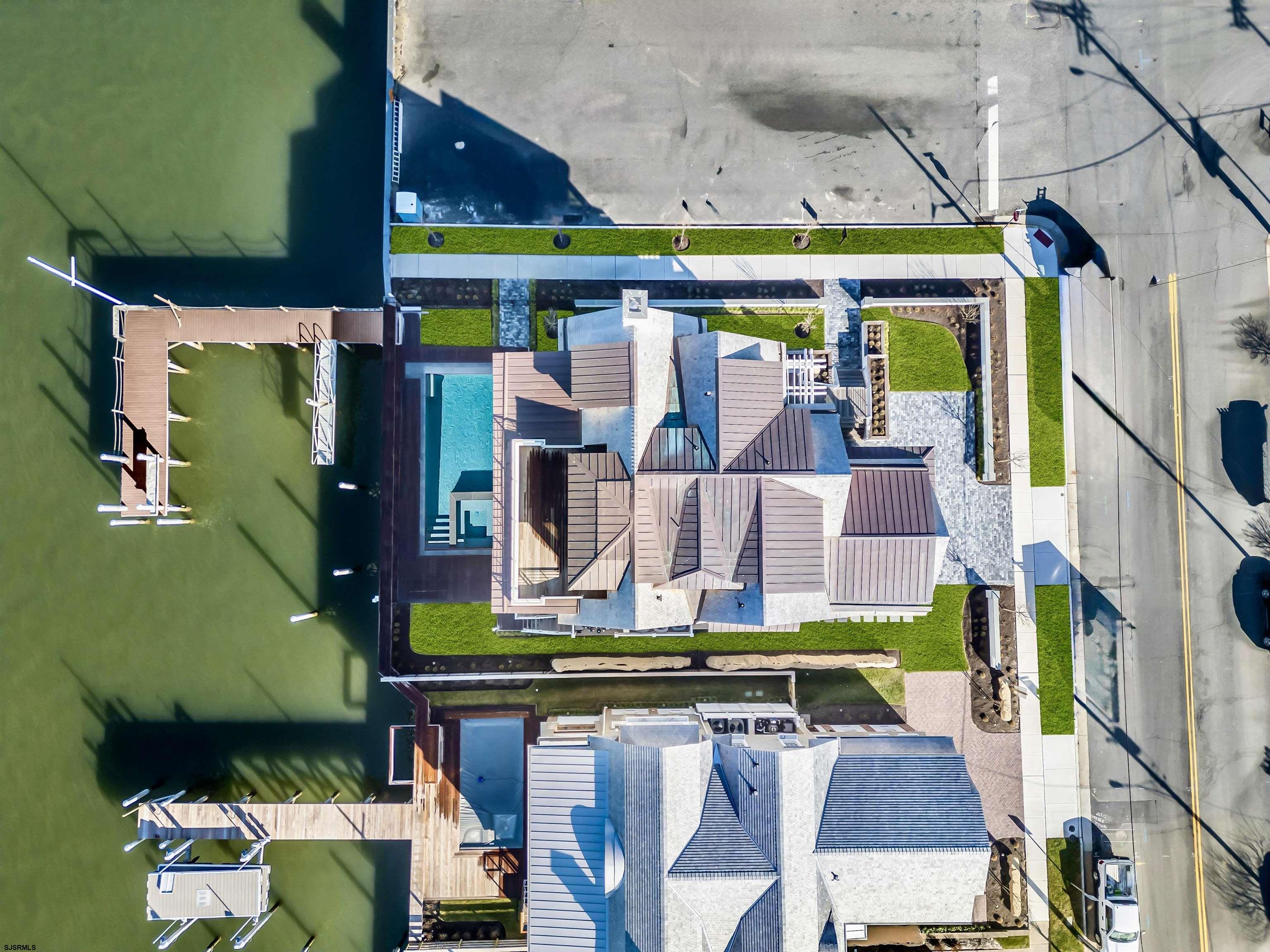 80 Bay Road