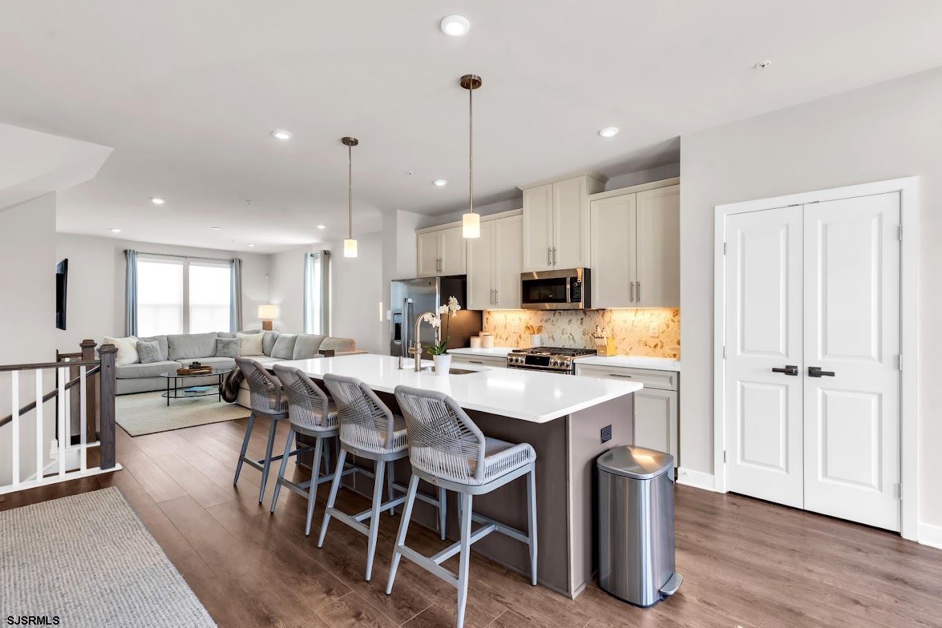 2605 Christina Ln Unit: 2605