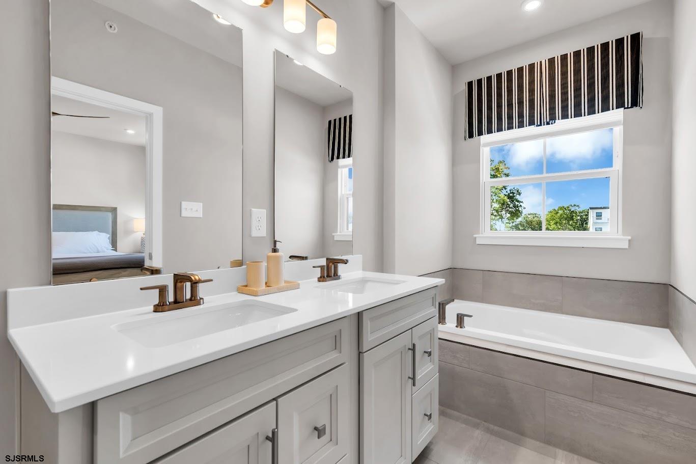 2605 Christina Ln Unit: 2605