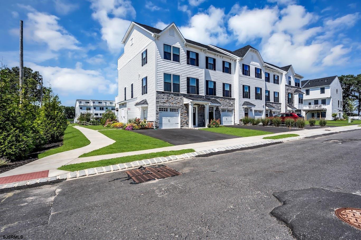 2605 Christina Ln Unit: 2605