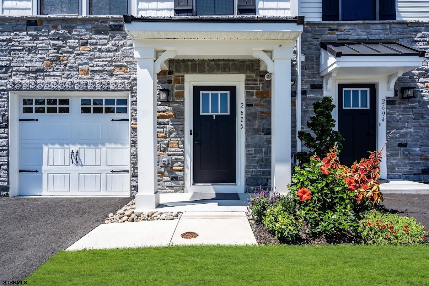 2605 Christina Ln Unit: 2605