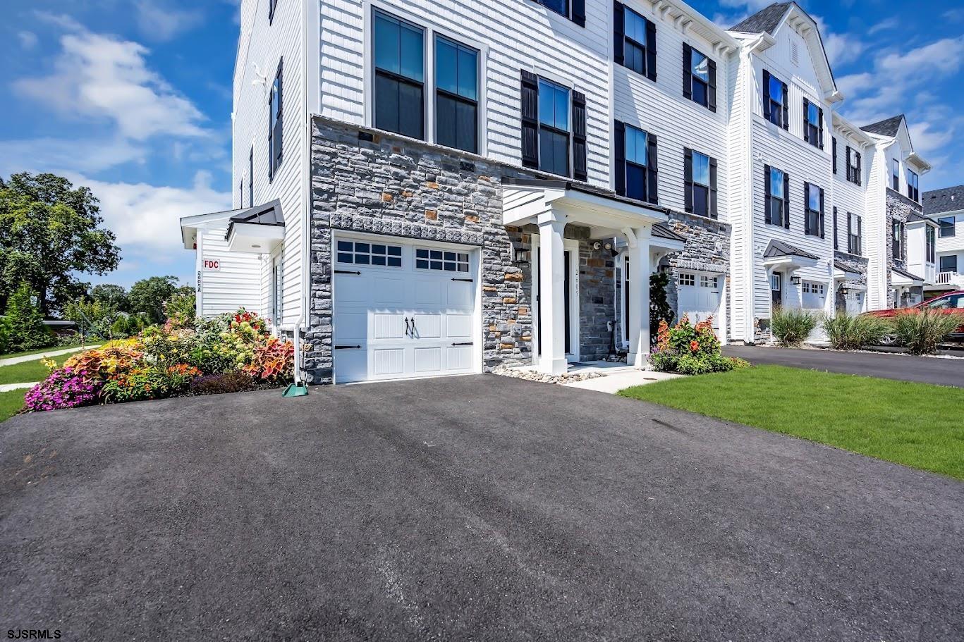 2605 Christina Ln Unit: 2605