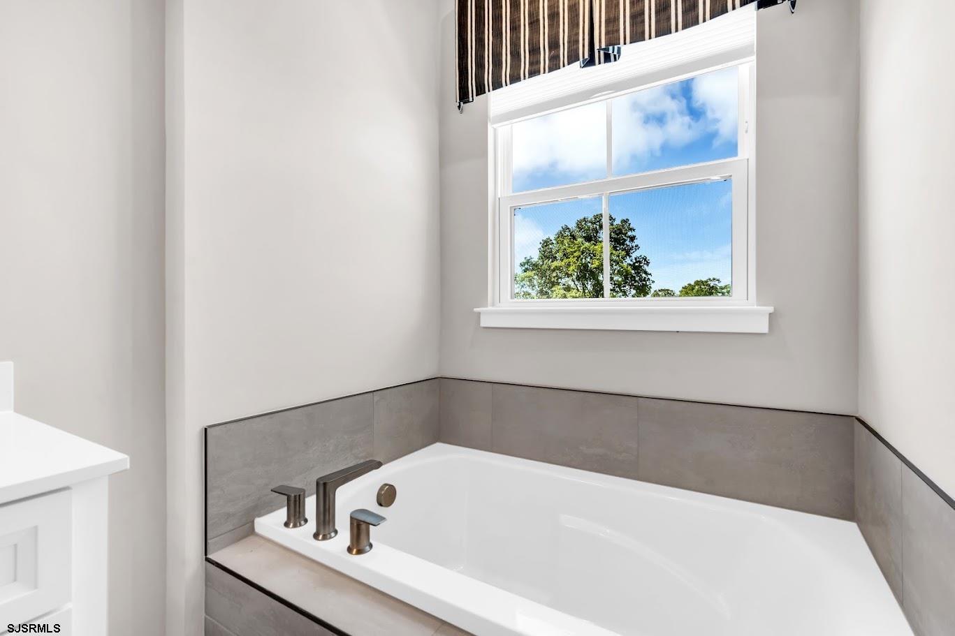 2605 Christina Ln Unit: 2605