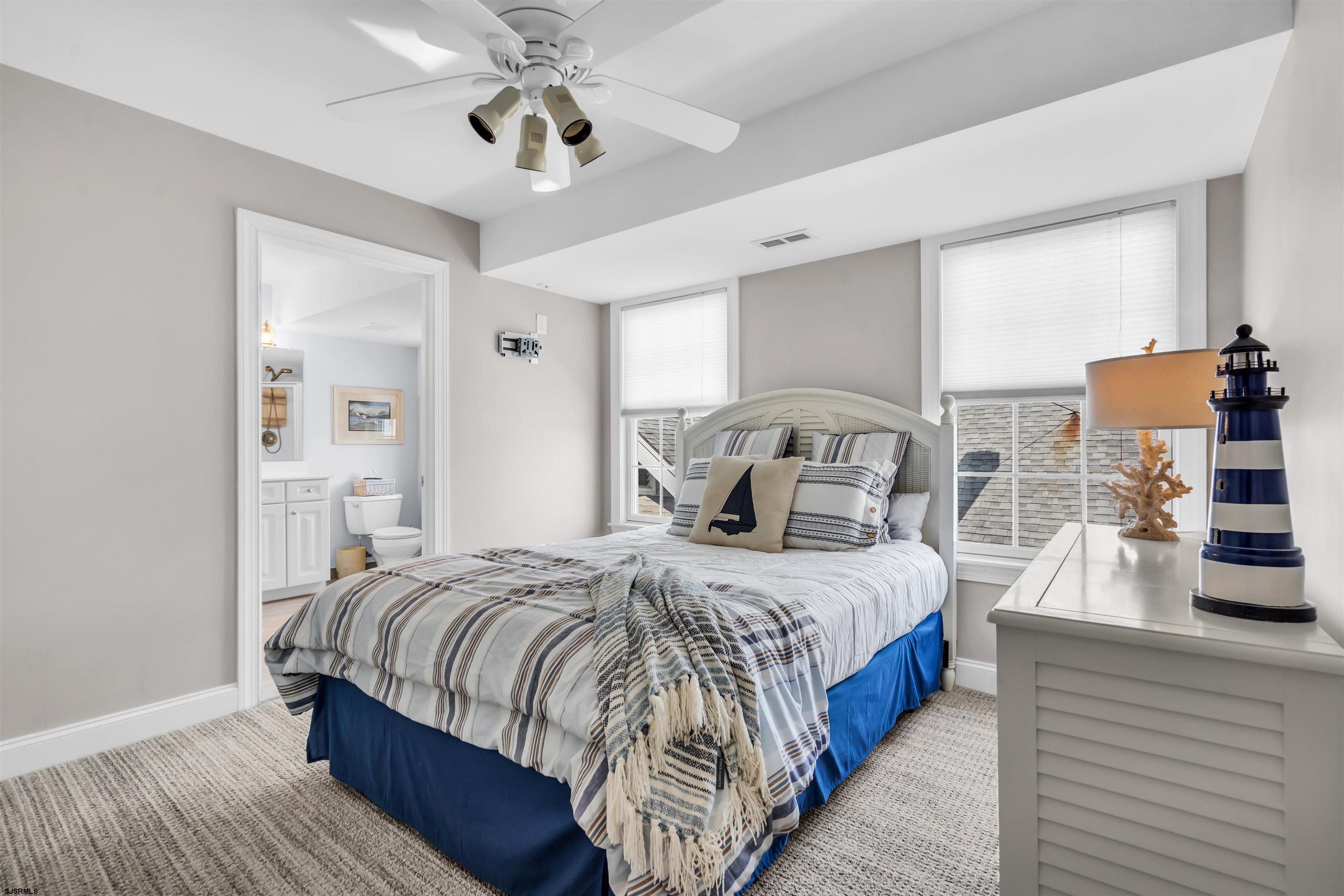 873 4th Unit: 2nd fl