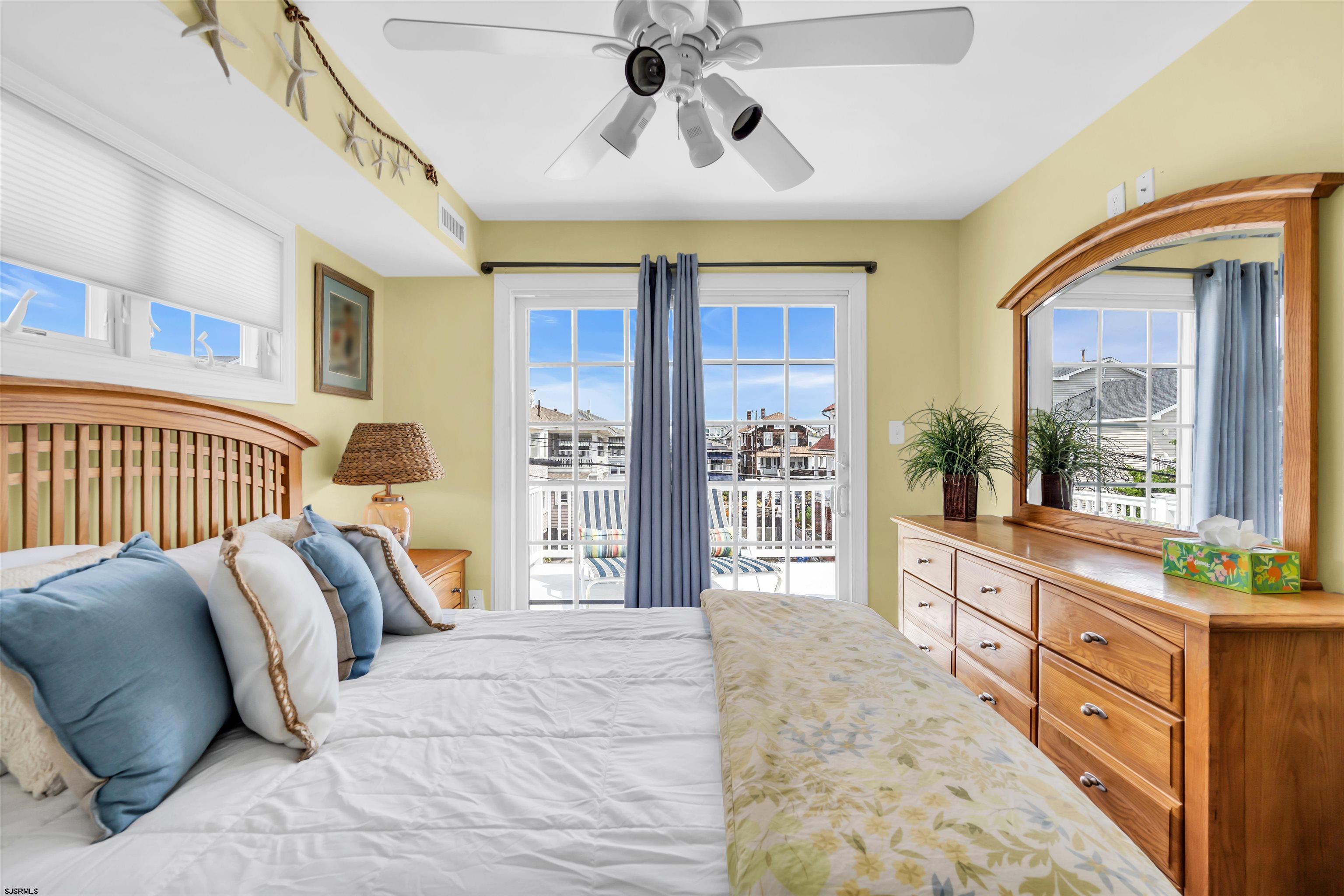 873 4th Unit: 2nd fl