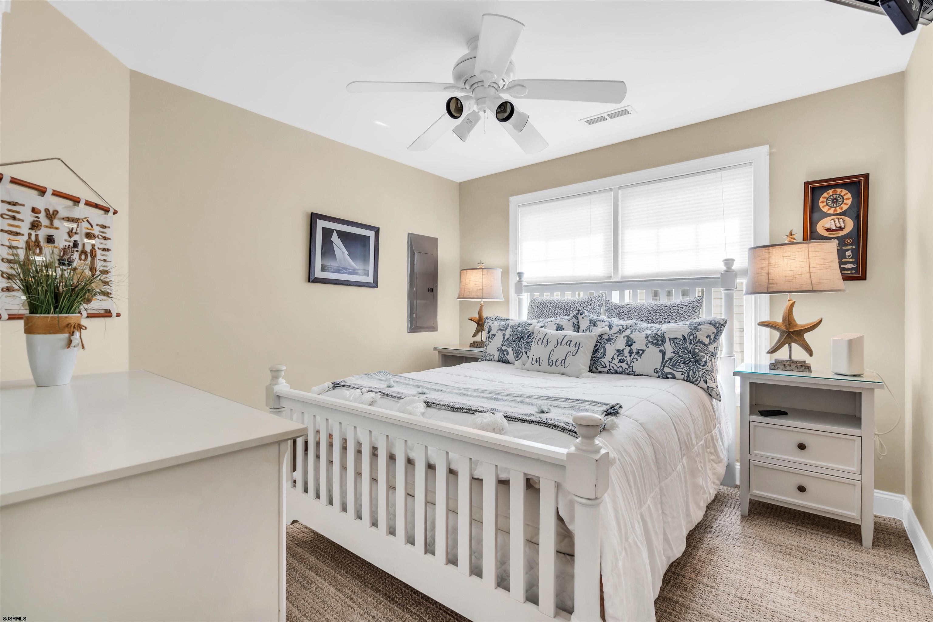 873 4th Unit: 2nd fl
