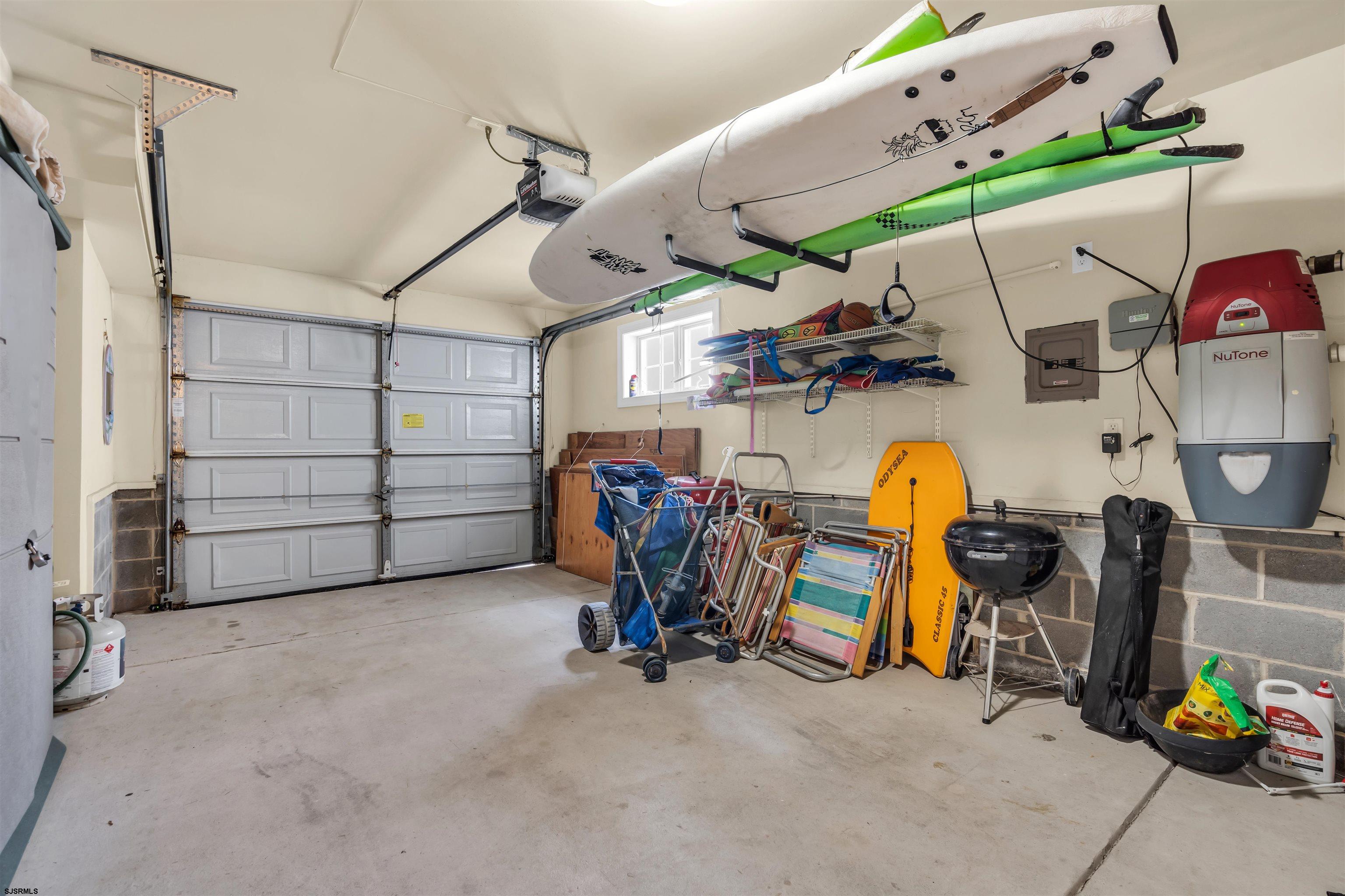 873 4th Unit: 2nd fl