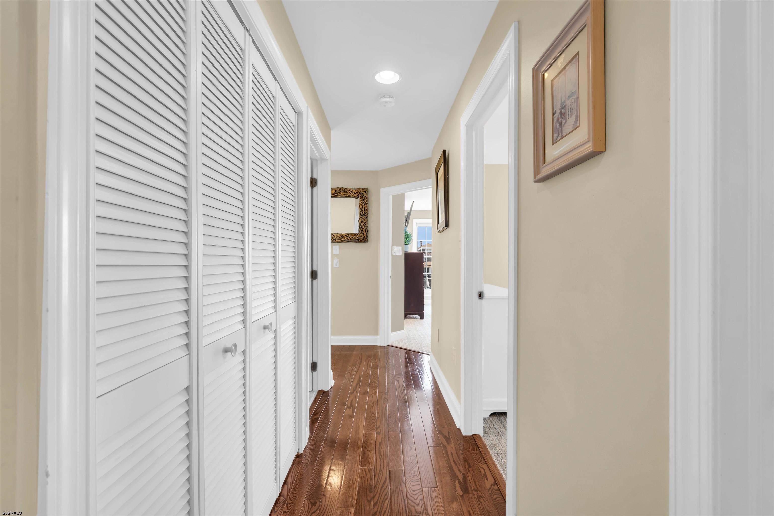 873 4th Unit: 2nd fl
