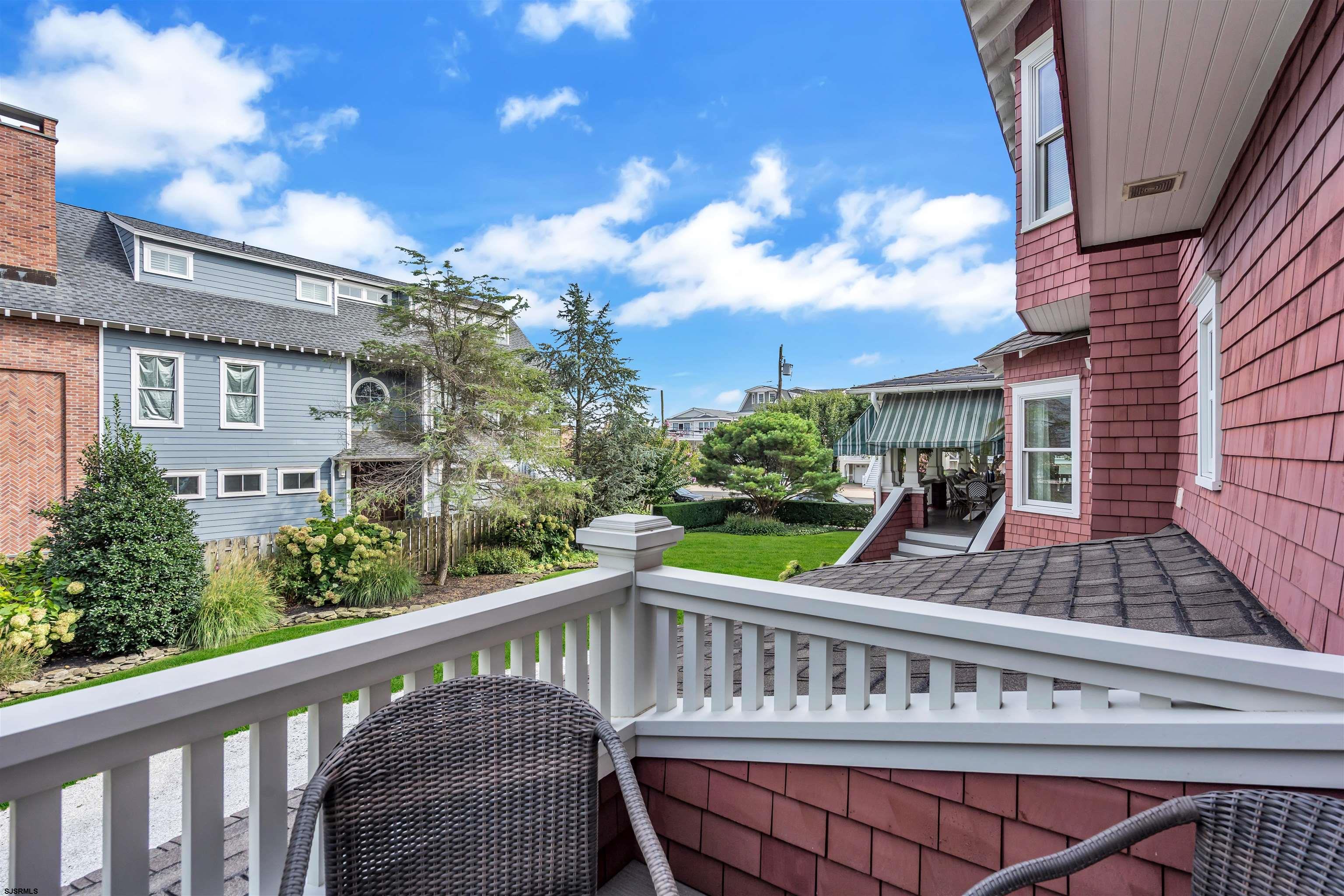 154 E Atlantic Blvd