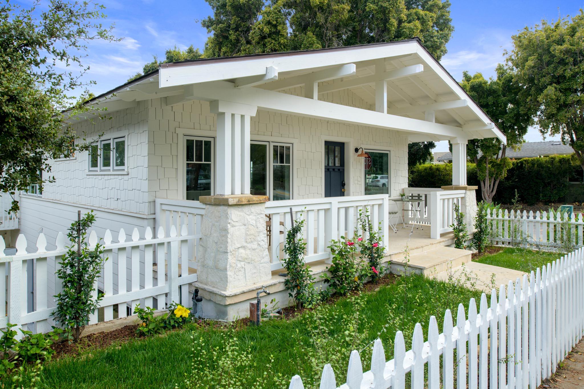 602 E Sola Street