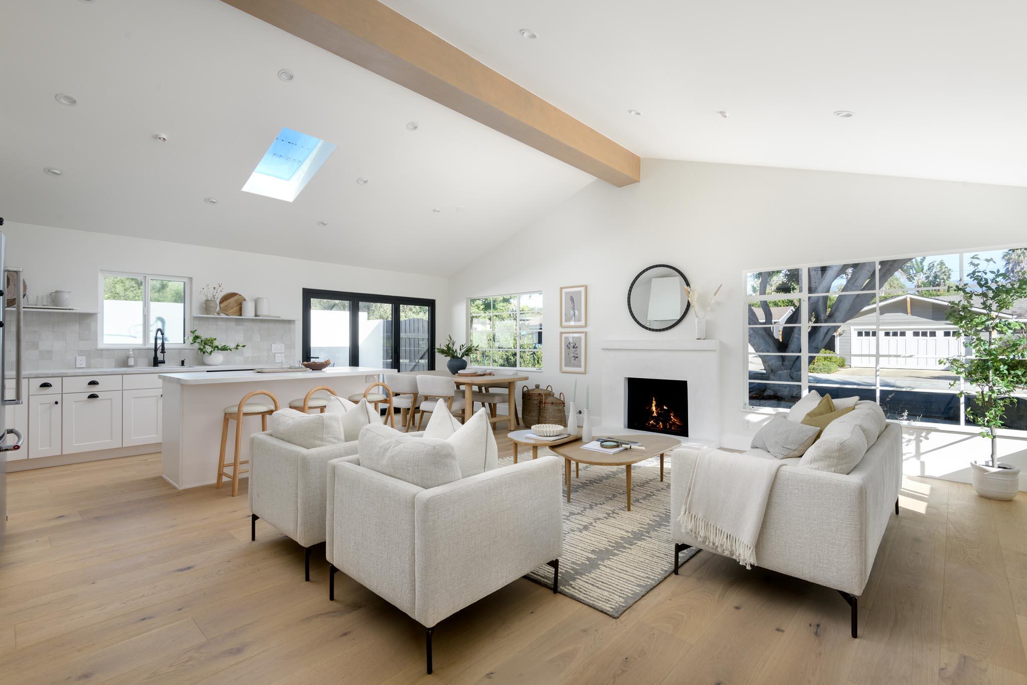 307 Santa Monica Way