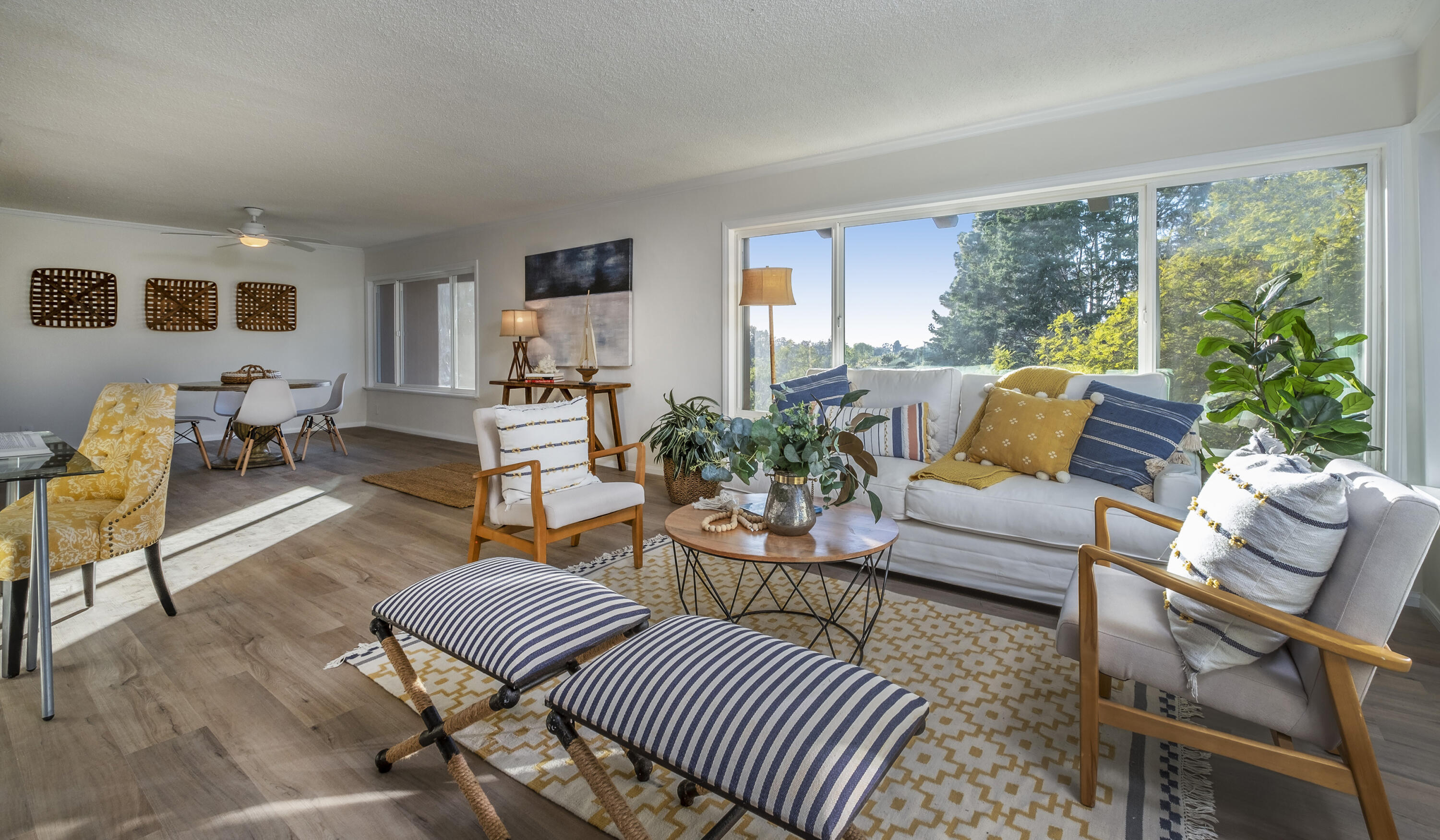 2727 Miradero Drive, 304
