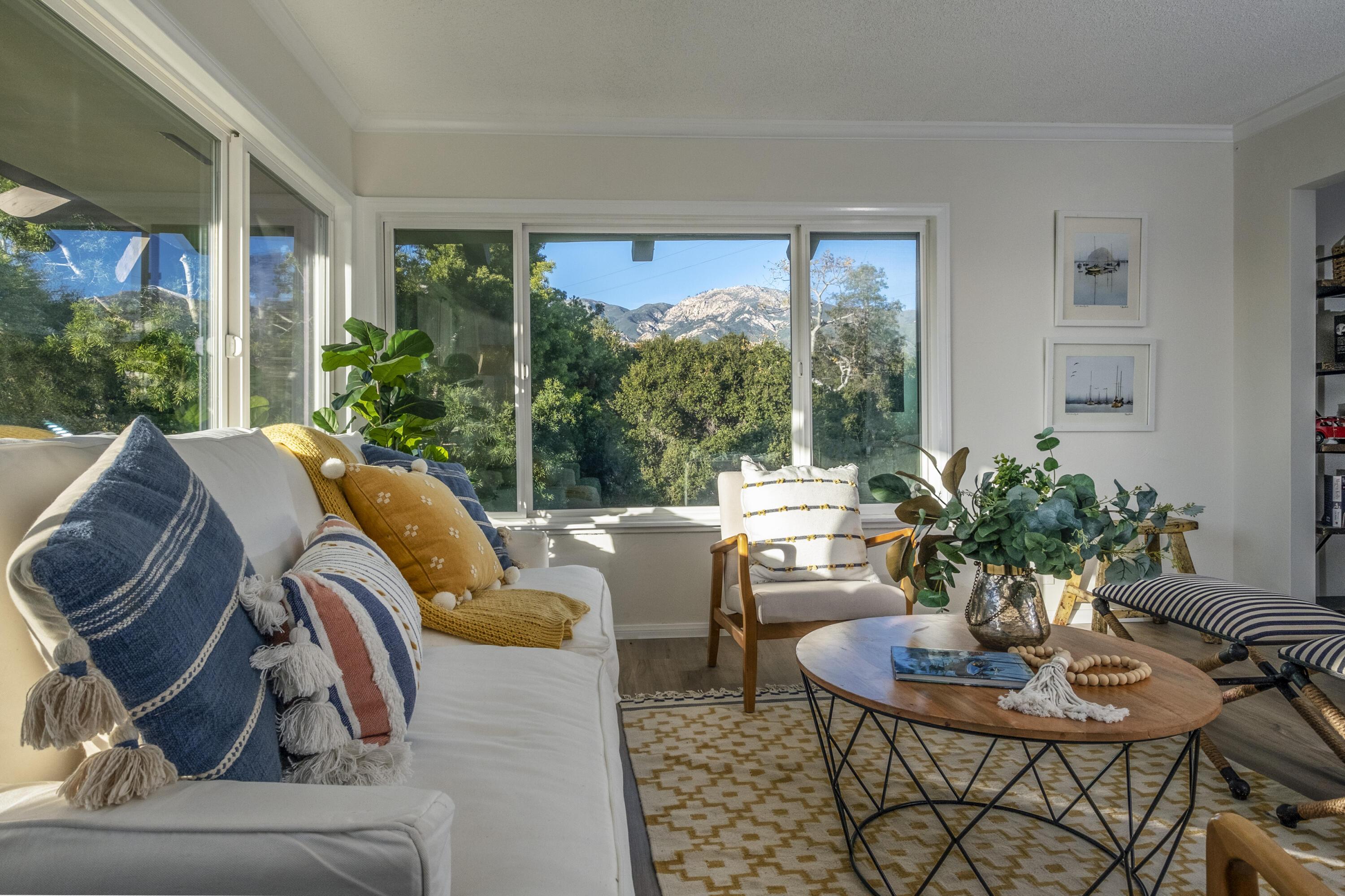 2727 Miradero Drive, 304