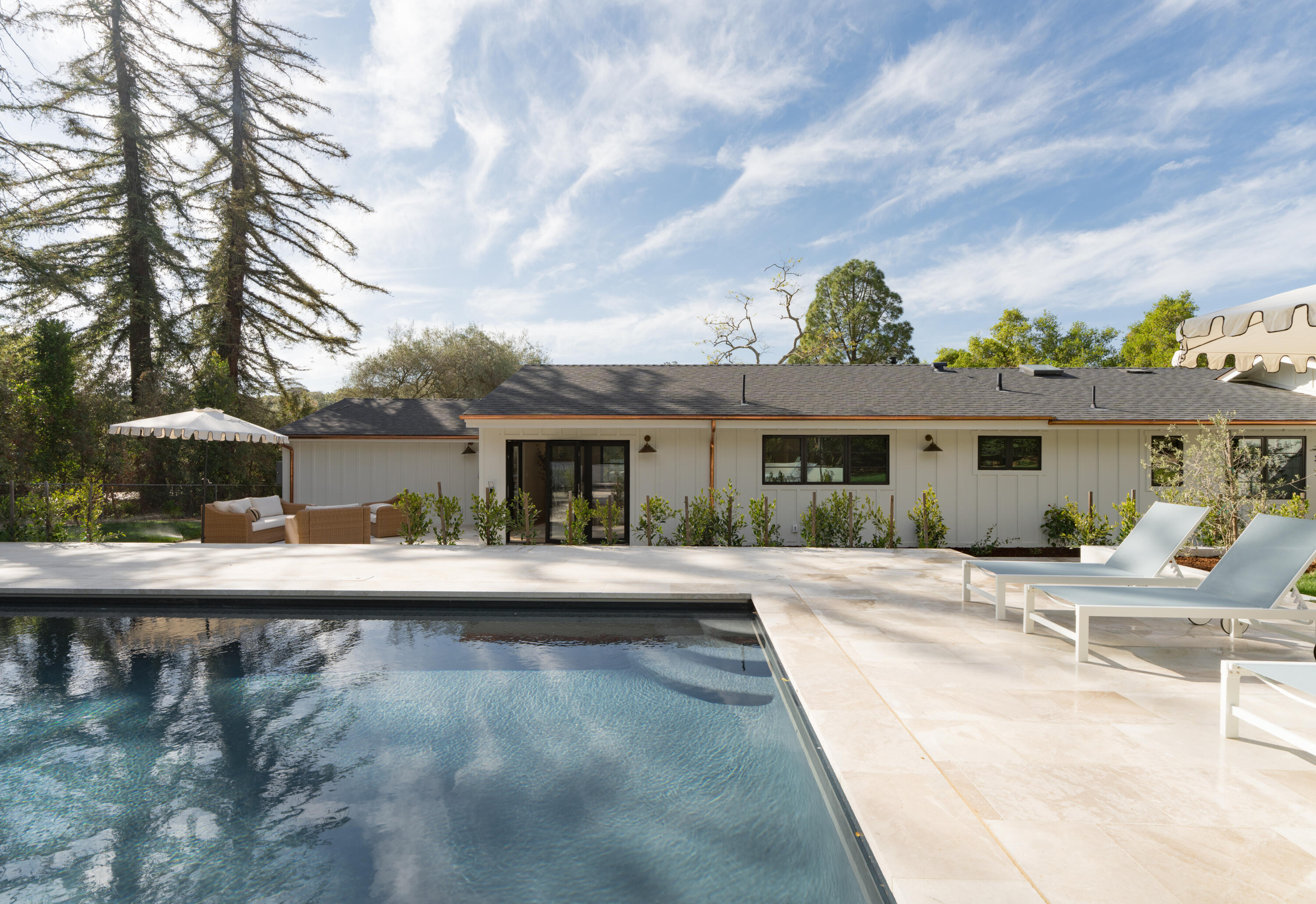2160 Foothill Lane