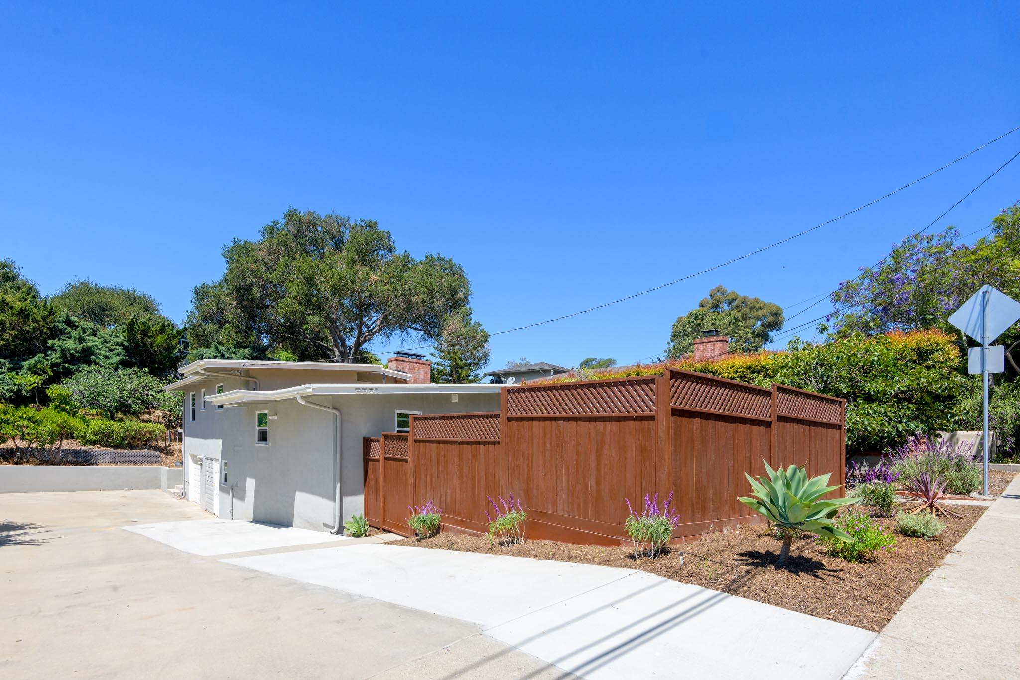 2551 Treasure Drive
