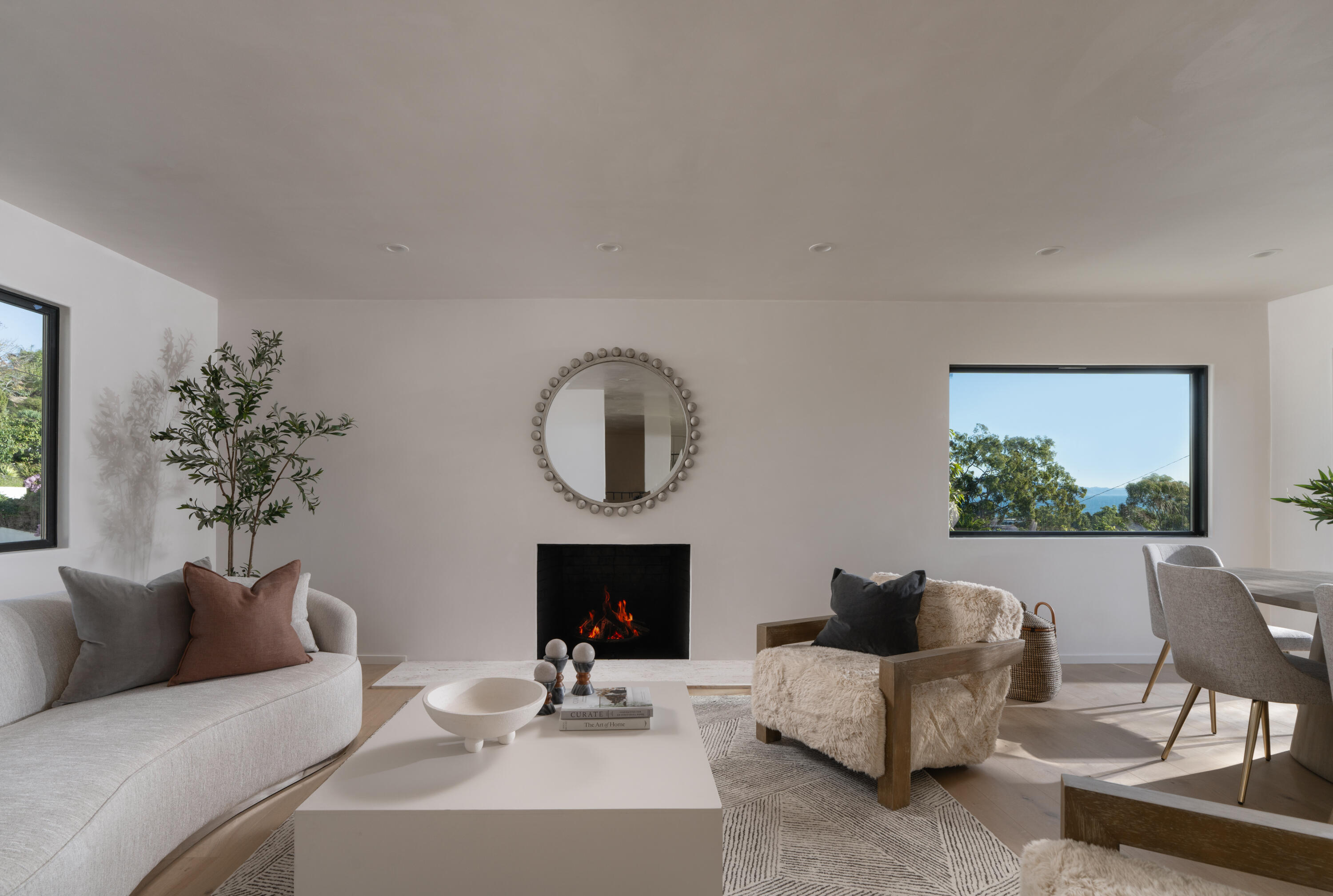 611 Miramonte Drive