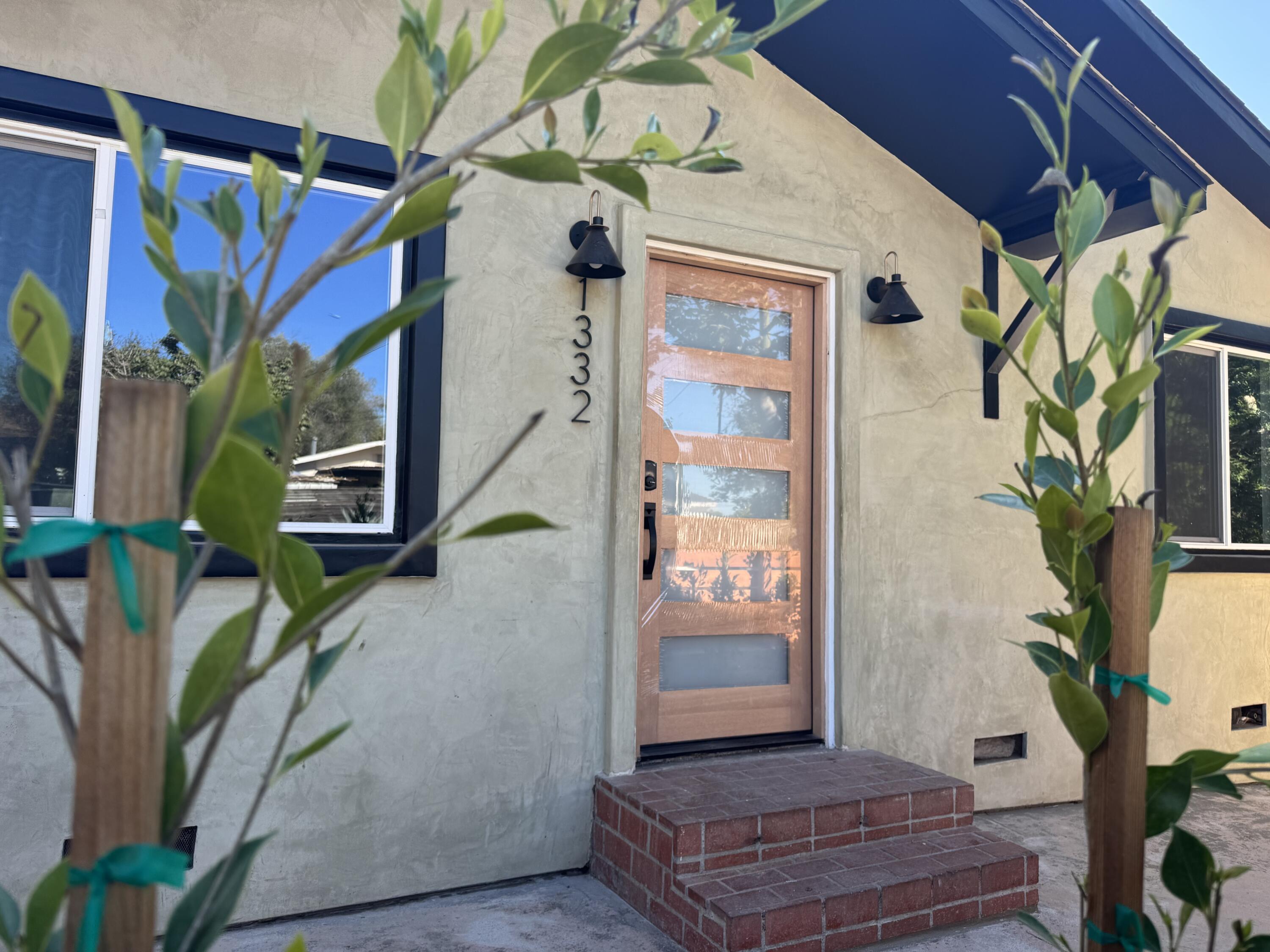 1332 Pitos Street