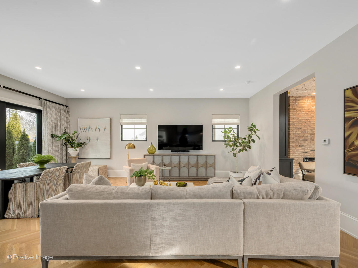 17 Ulm Place