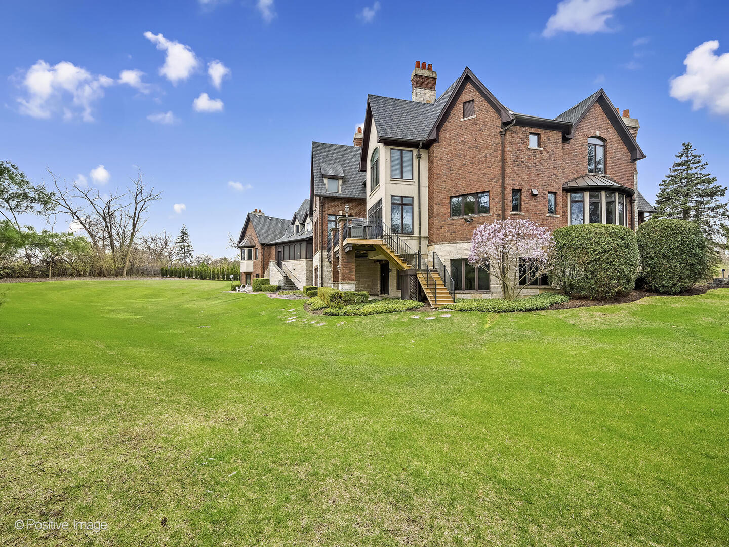 6655 Lee Court