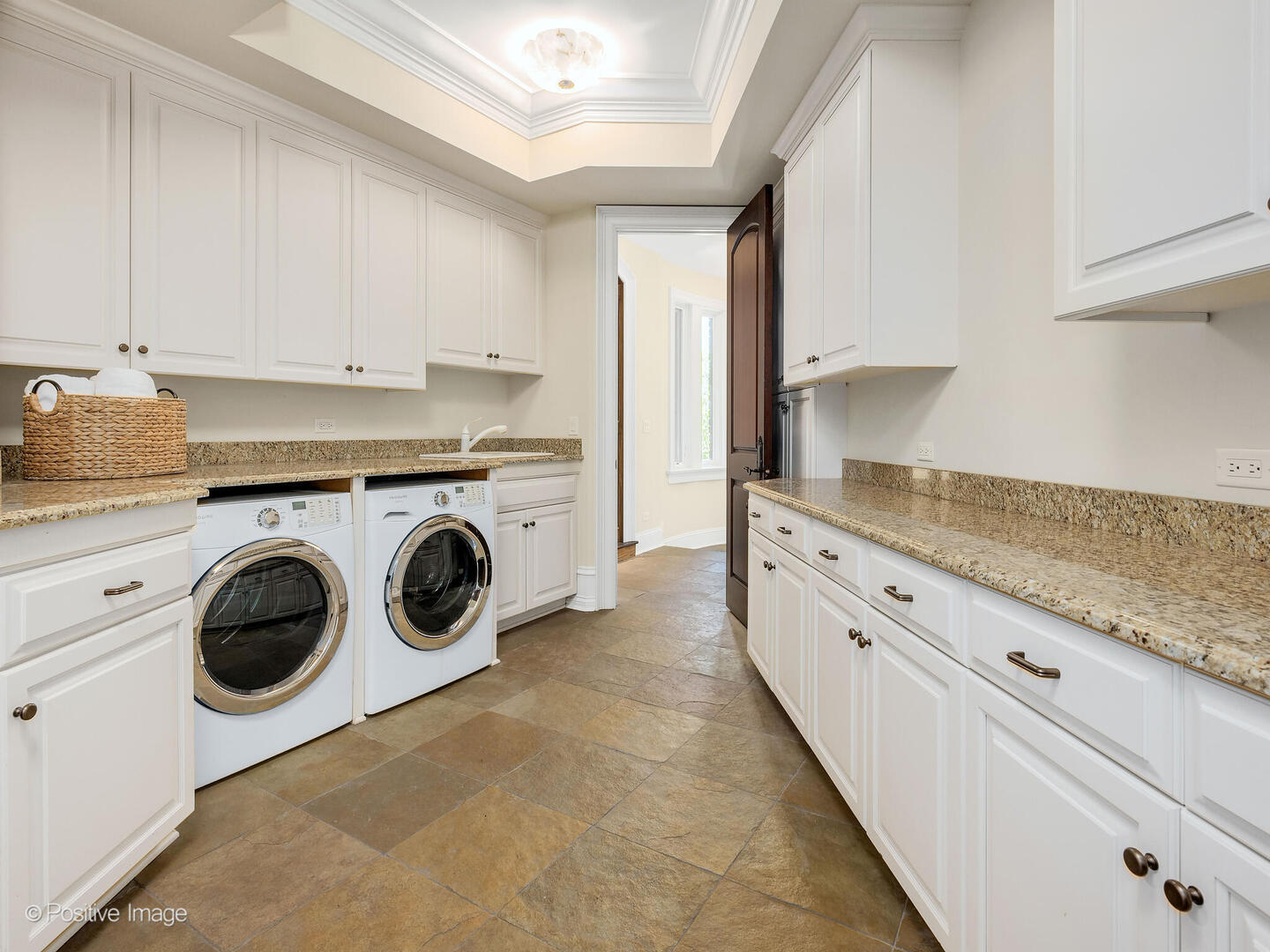 6655 Lee Court