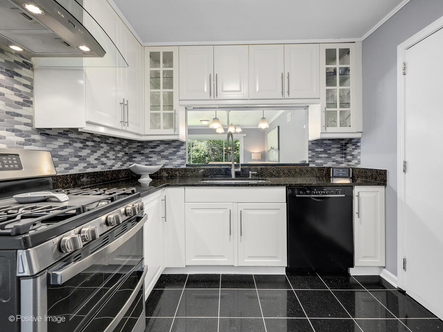 5524 S Bruner Street