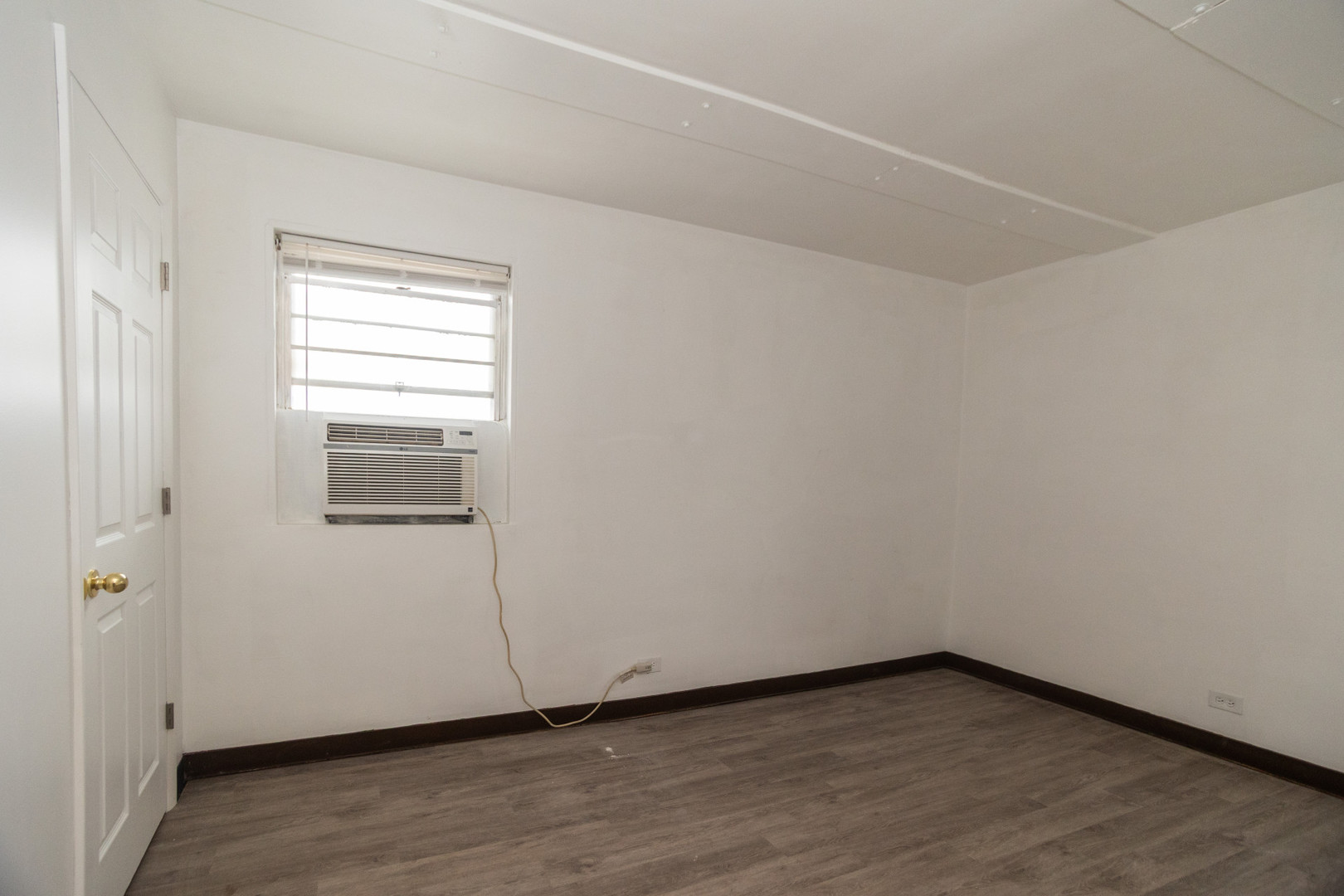 136 Ann Street Unit: 10