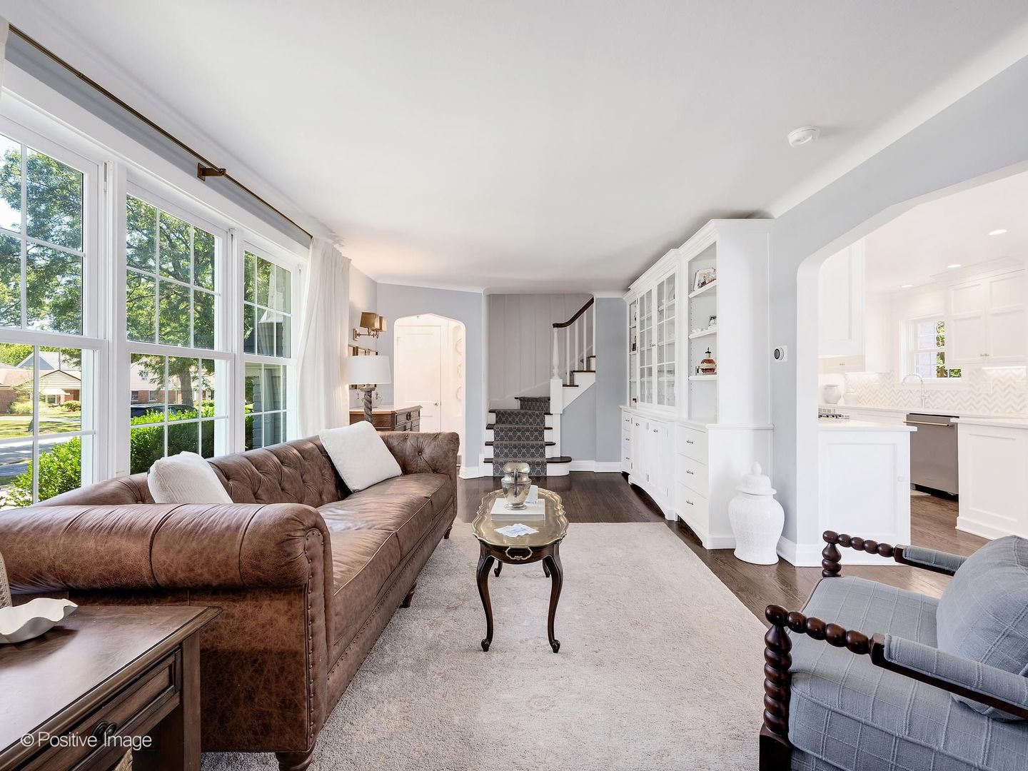 8 Mohawk Drive