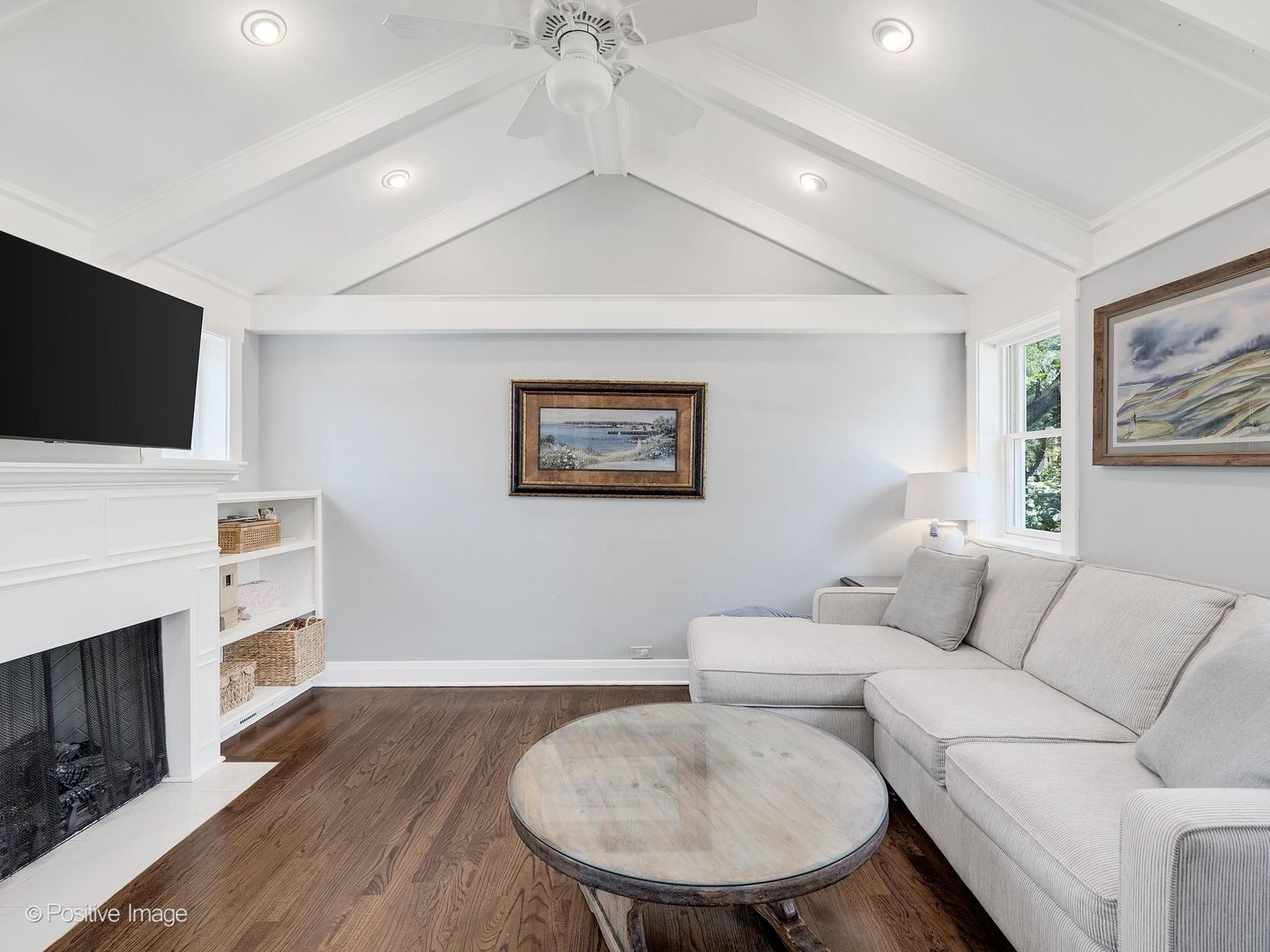 8 Mohawk Drive