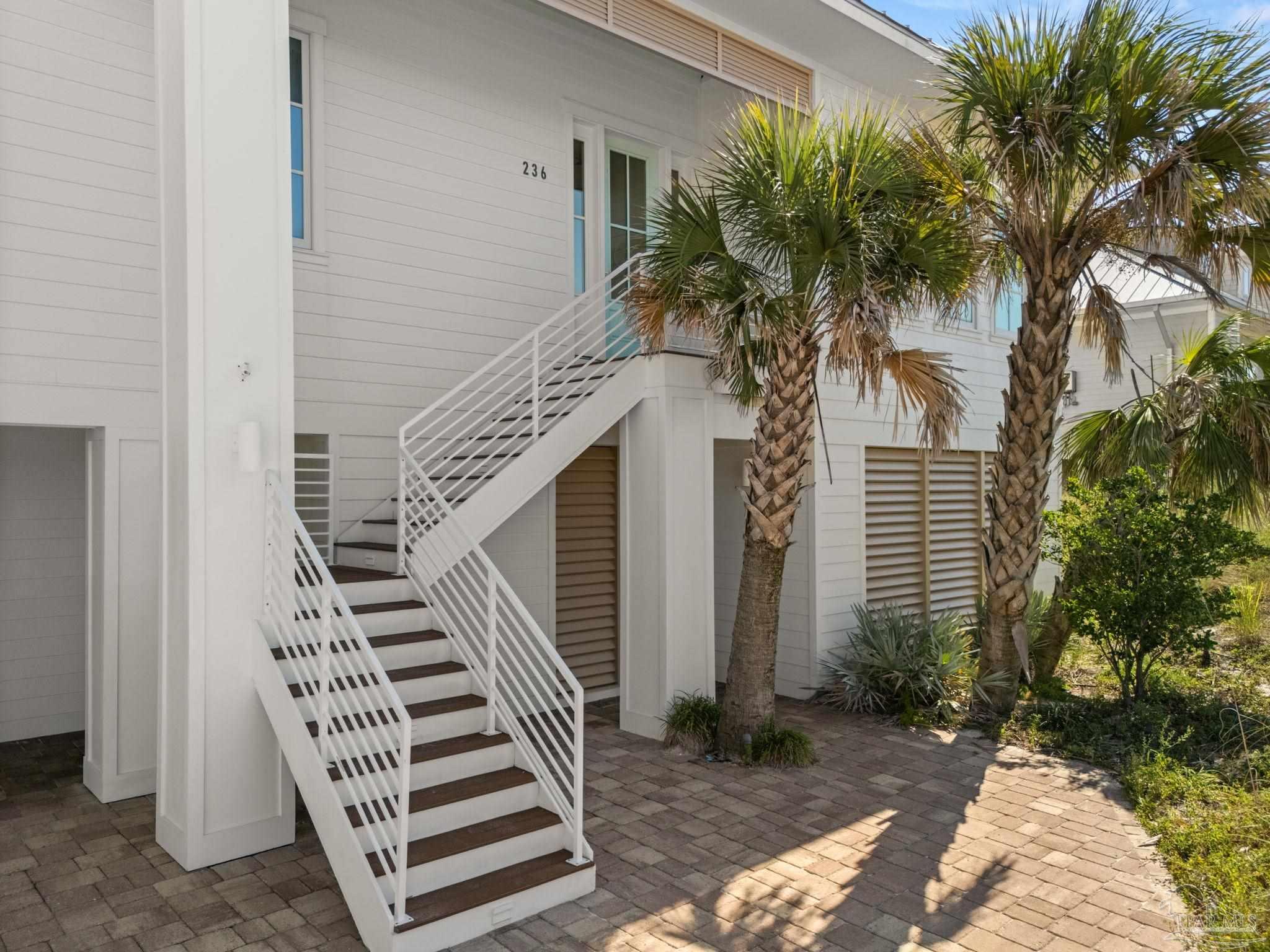 236 Ariola Dr