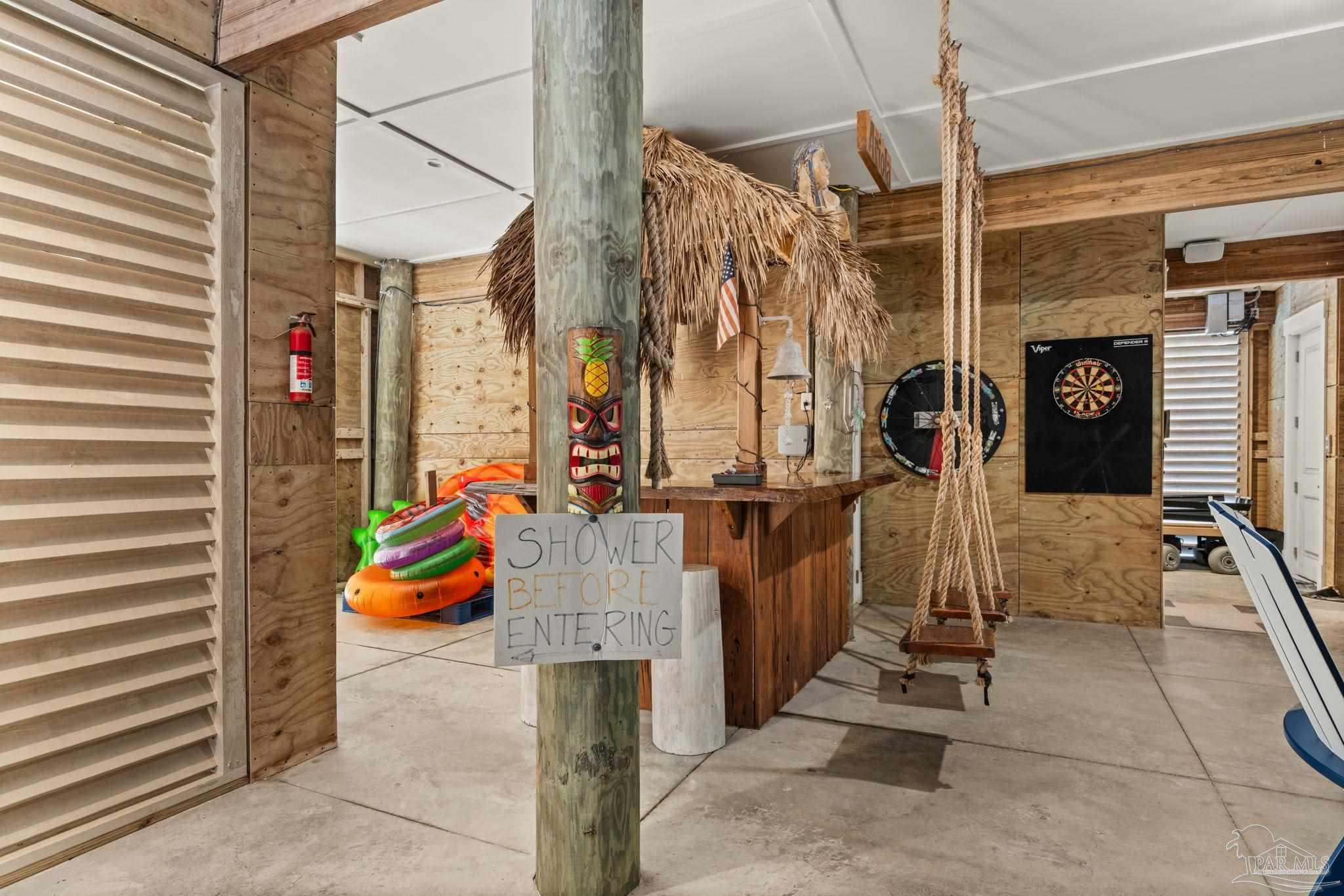 236 Ariola Dr