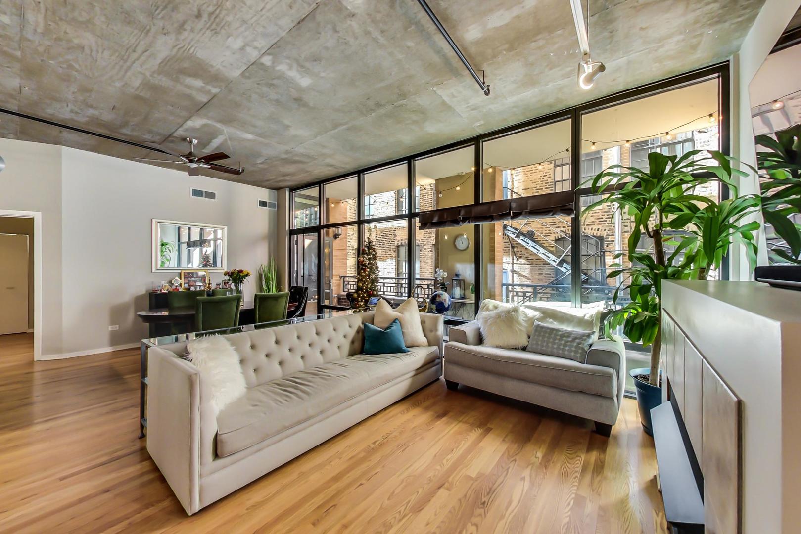 520 S STATE Street Unit: 616