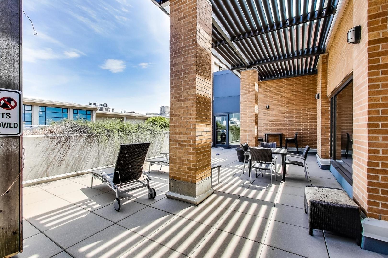 520 S STATE Street Unit: 616