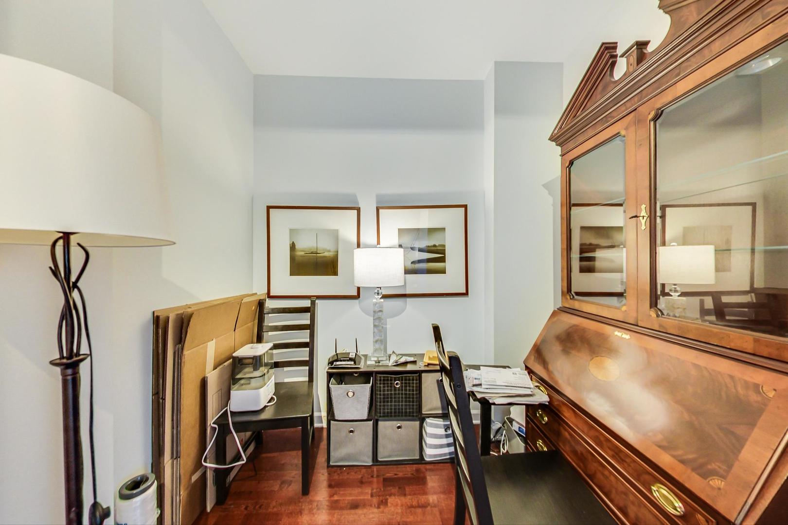 1211 S Prairie Avenue Unit: 603