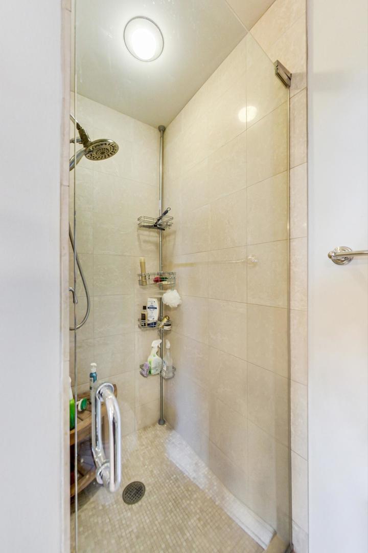 1211 S Prairie Avenue Unit: 603