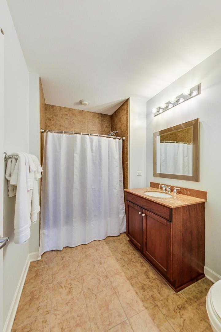 1211 S Prairie Avenue Unit: 603