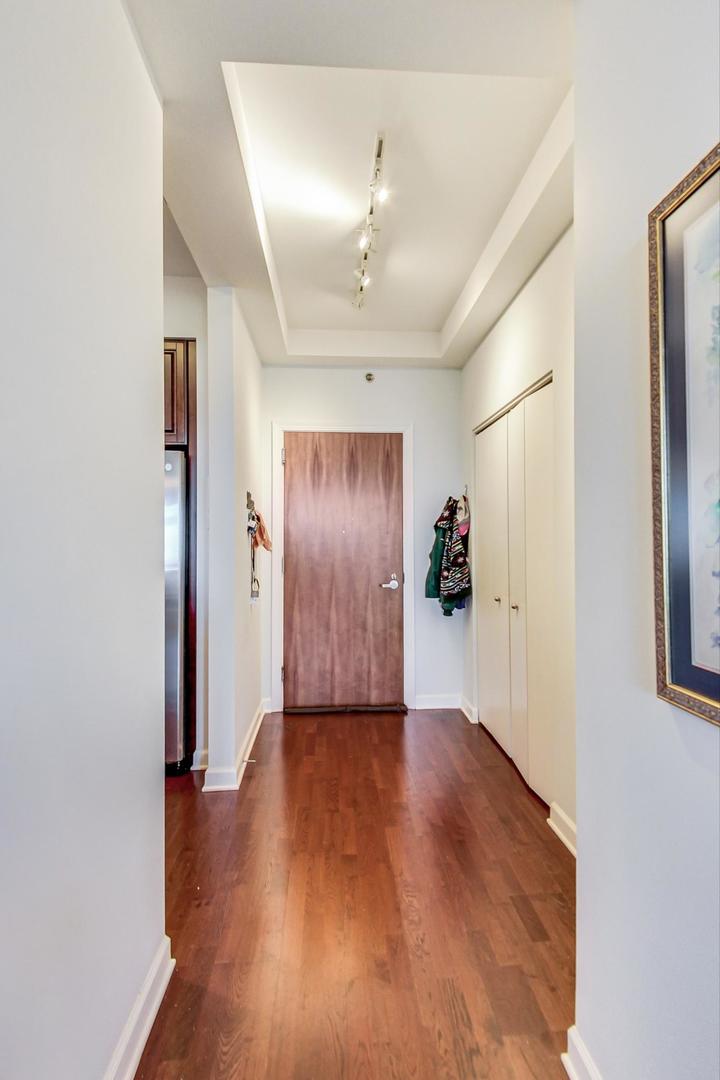 1211 S Prairie Avenue Unit: 603