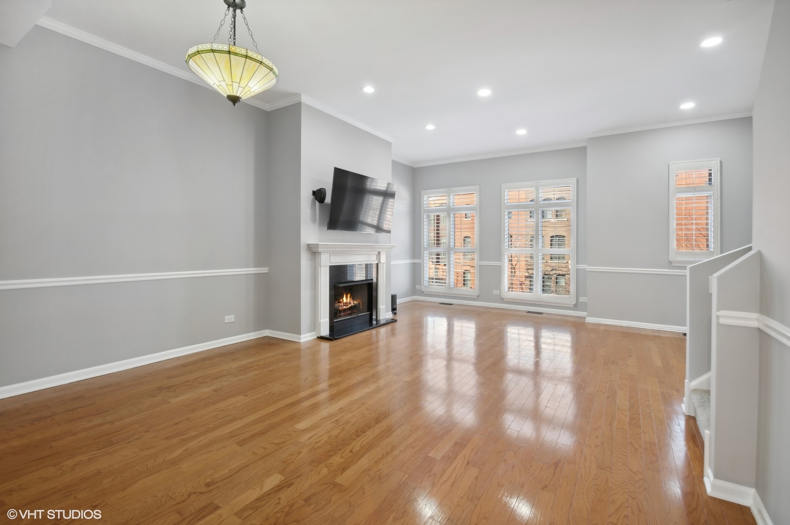 1463 S Peoria Street