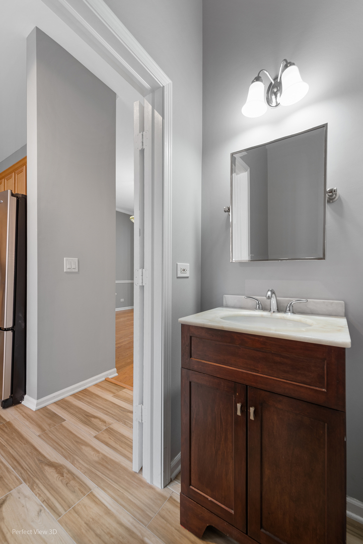 1463 S Peoria Street