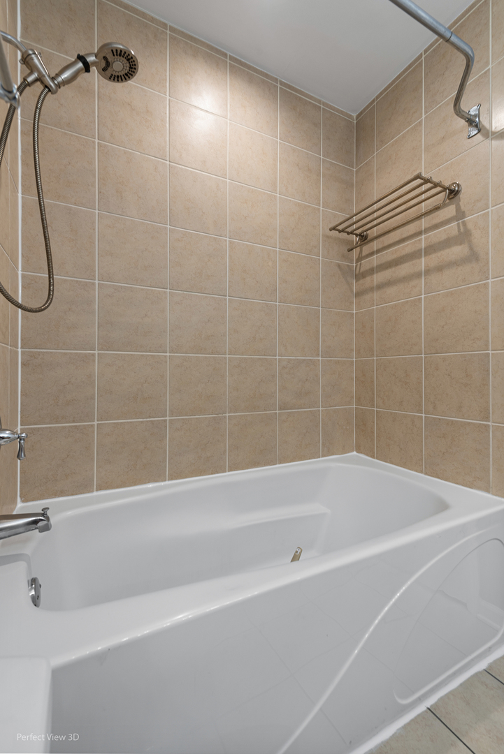 1463 S Peoria Street