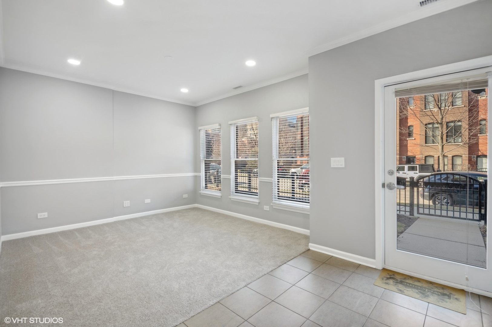 1463 S Peoria Street