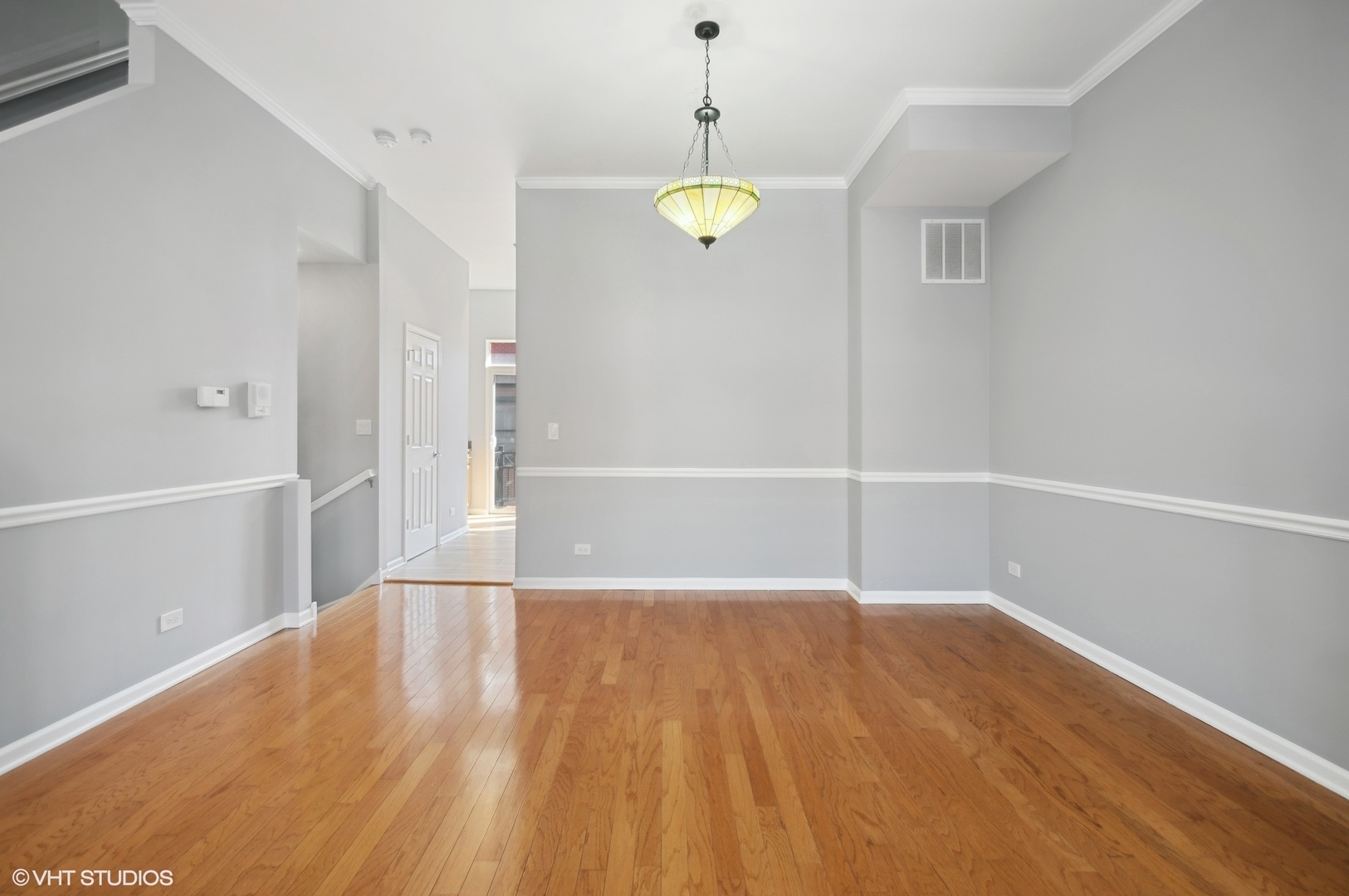 1463 S Peoria Street