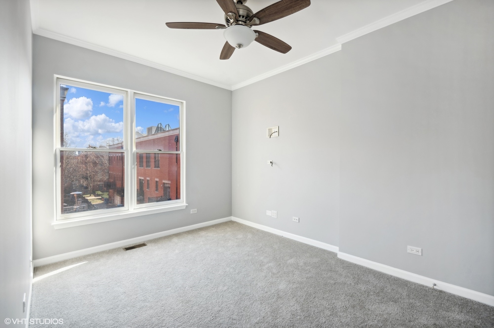 1463 S Peoria Street