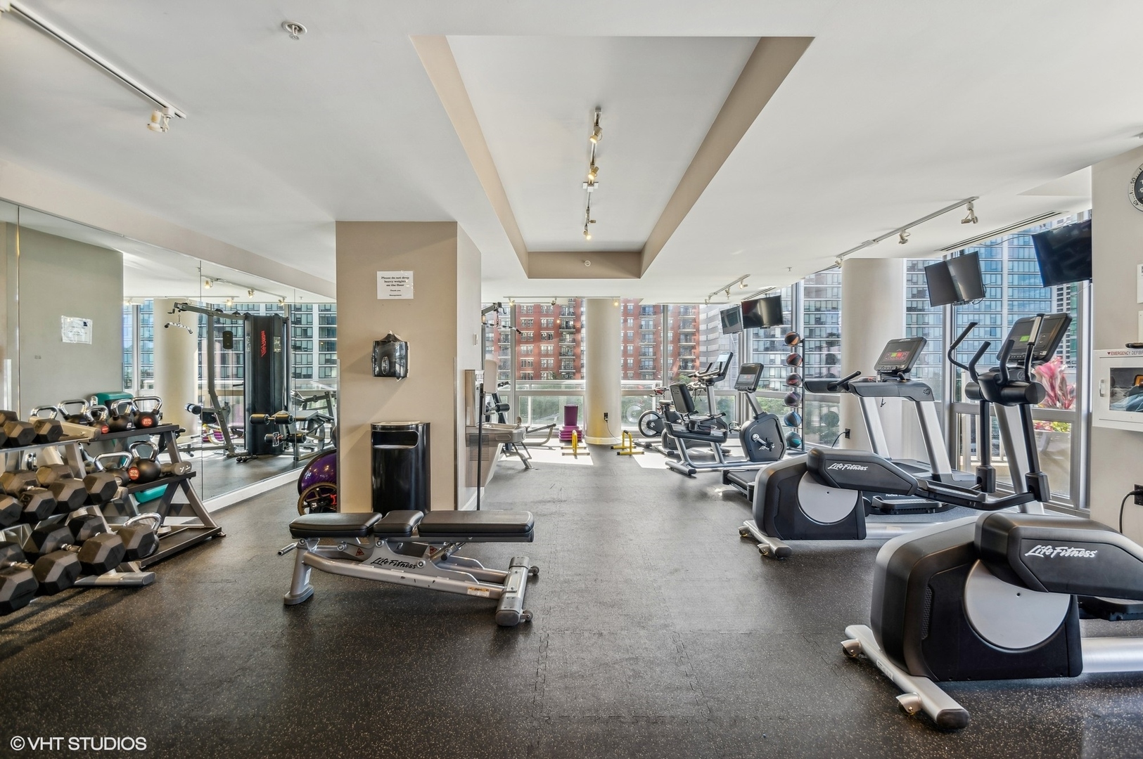 1235 S Prairie Avenue Unit: 703