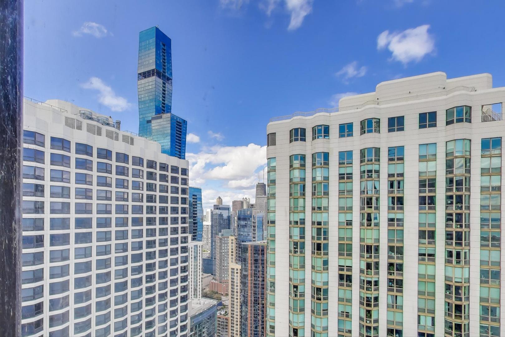 155 N Harbor Drive Unit: 5107