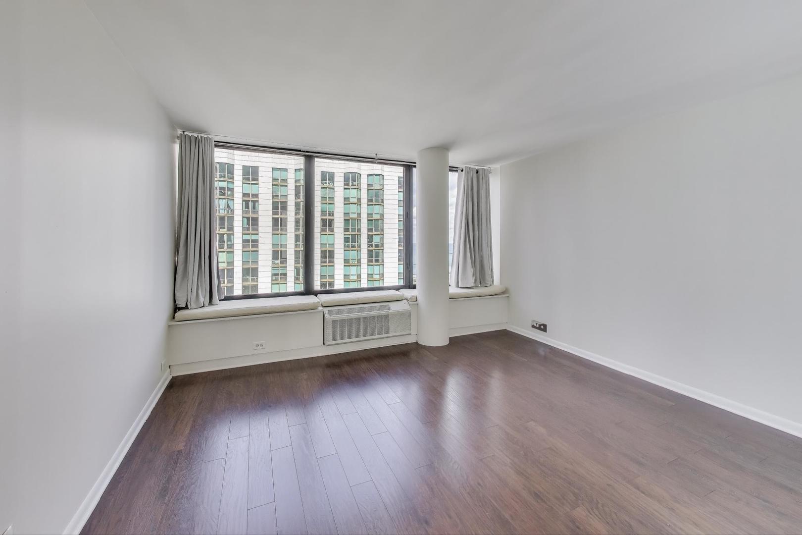 155 N Harbor Drive Unit: 5107